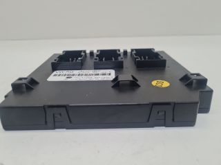 bontott VW GOLF VI Biztosítéktábla Utastér