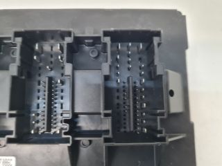 bontott VW GOLF VI Biztosítéktábla Utastér