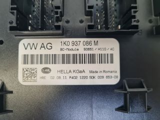 bontott VW GOLF VI Biztosítéktábla Utastér