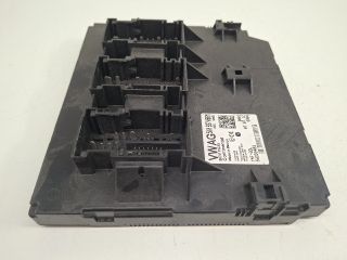 bontott VW GOLF VI Biztosítéktábla Utastér