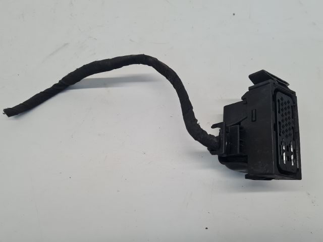 bontott VW GOLF VI Csatlakozó