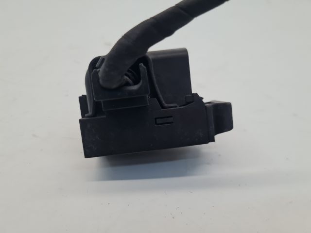 bontott VW GOLF VI Csatlakozó