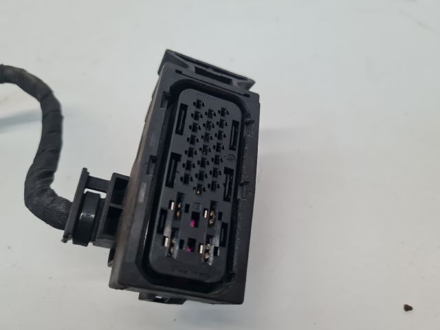 bontott VW GOLF VI Csatlakozó