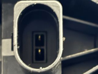 bontott VW GOLF VI Csomagtér Nyitó Kar / Gomb