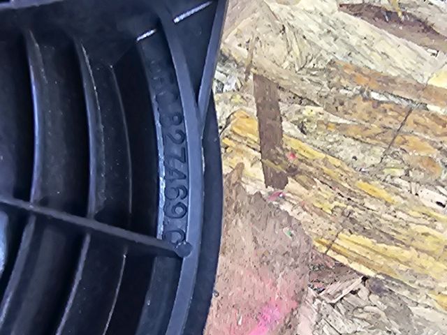 bontott VW GOLF VI Csomagtér Nyitó Kar / Gomb