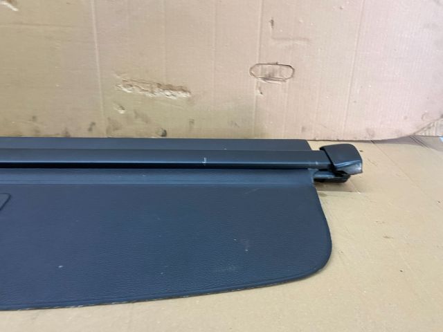 bontott VW GOLF VI Csomagtér Roló