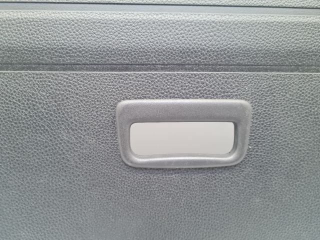 bontott VW GOLF VI Csomagtér Roló