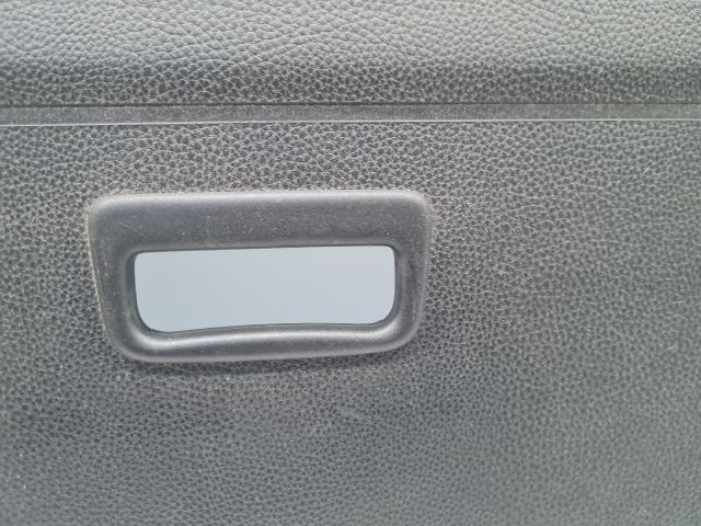 bontott VW GOLF VI Csomagtér Roló