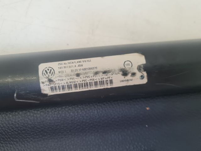 bontott VW GOLF VI Csomagtér Roló