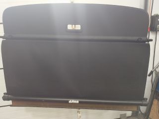 bontott VW GOLF VI Csomagtér Roló