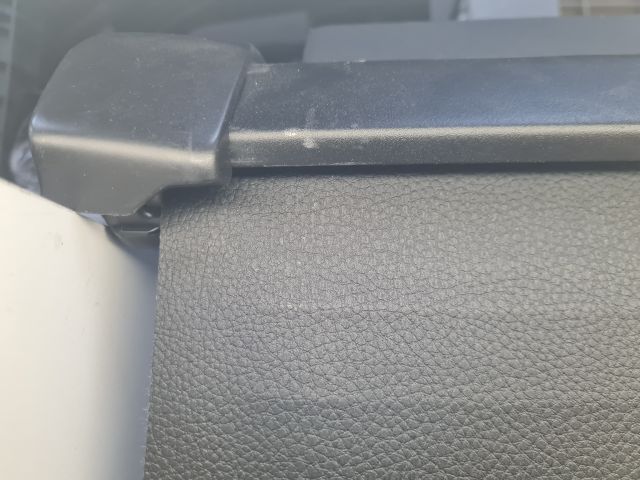 bontott VW GOLF VI Csomagtér Roló