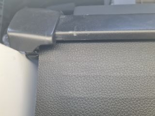 bontott VW GOLF VI Csomagtér Roló