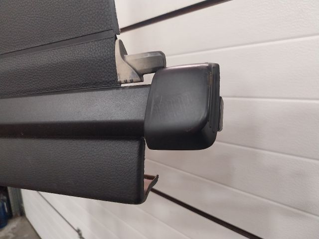 bontott VW GOLF VI Csomagtér Roló