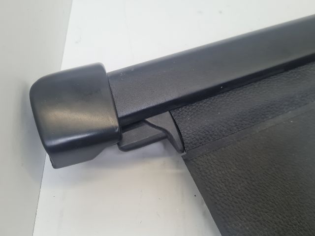 bontott VW GOLF VI Csomagtér Roló