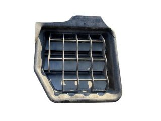 bontott VW GOLF VI Csomagtér Szellőző Bal