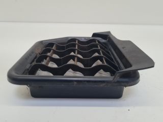 bontott VW GOLF VI Csomagtér Szellőző Hátsó