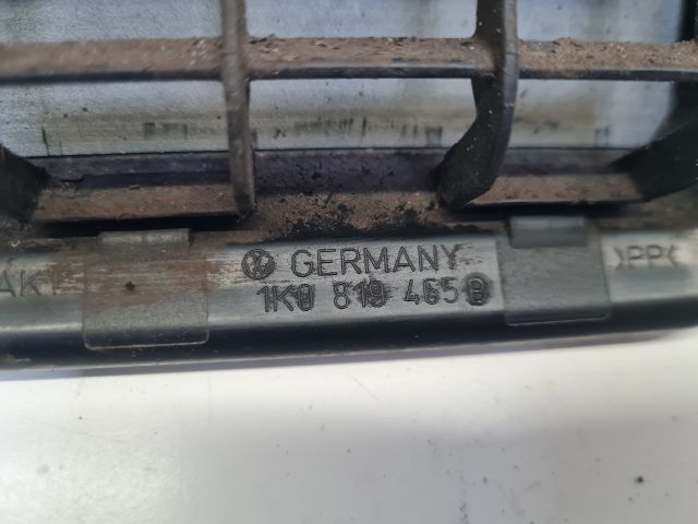 bontott VW GOLF VI Csomagtér Szellőző Hátsó