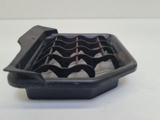 bontott VW GOLF VI Csomagtér Szellőző Hátsó