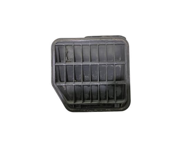 bontott VW GOLF VI Csomagtér Szellőző Jobb