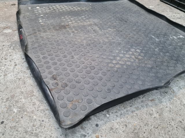 bontott VW GOLF VI Csomagtér Tálca