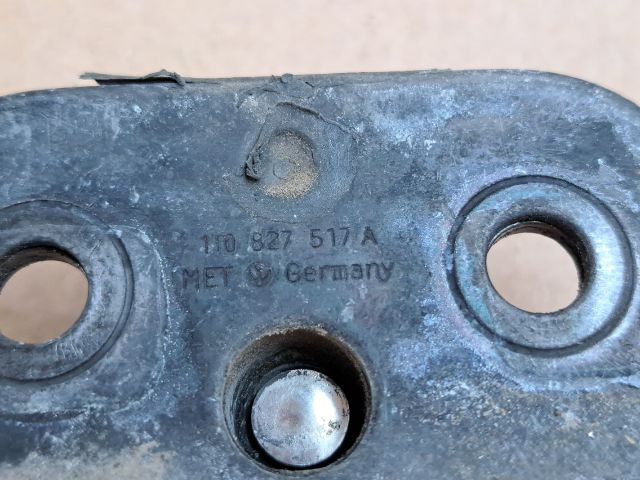 bontott VW GOLF VI Csomagtérajtó Ajtóbehúzó