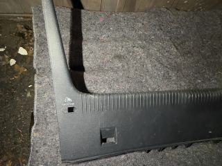 bontott VW GOLF VI Csomagtérajtó Burkolat Alsó