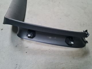 bontott VW GOLF VI Csomagtérajtó Burkolat Felső