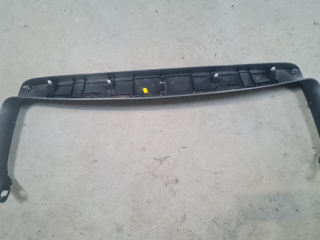 bontott VW GOLF VI Csomagtérajtó Burkolat Felső