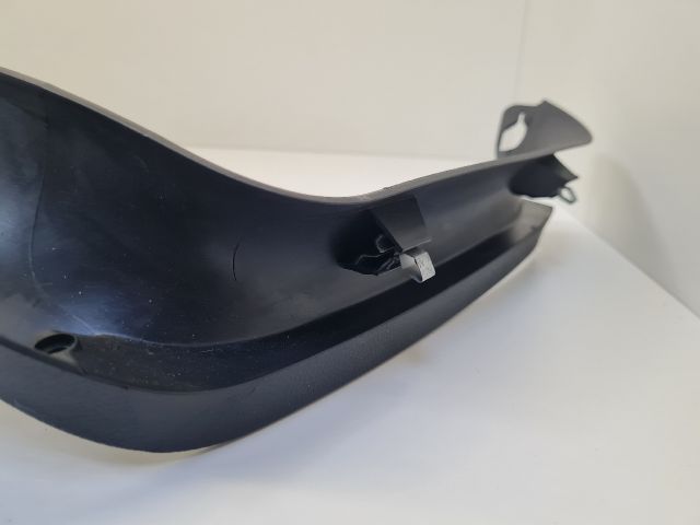 bontott VW GOLF VI Csomagtérajtó Burkolat Felső