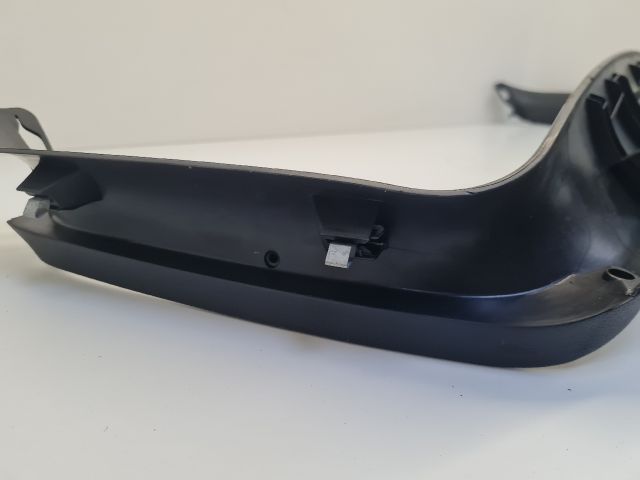 bontott VW GOLF VI Csomagtérajtó Burkolat Felső