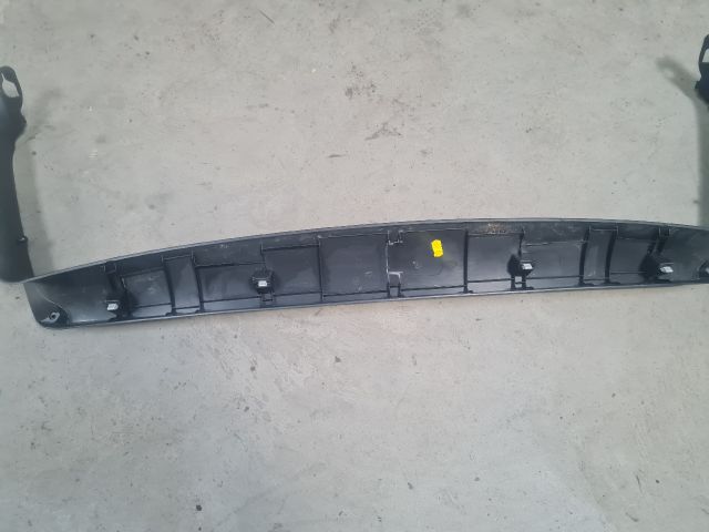 bontott VW GOLF VI Csomagtérajtó Burkolat Felső