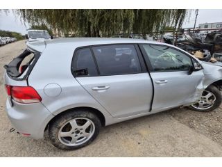 bontott VW GOLF VI Csomagtérajtó Burkolat (Részeivel)