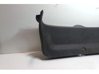 bontott VW GOLF VI Csomagtérajtó Burkolat (Részeivel)