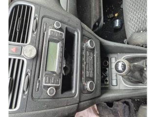 bontott VW GOLF VI Csomagtérajtó Burkolat (Részeivel)