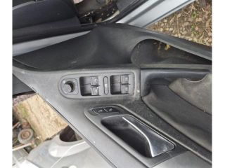 bontott VW GOLF VI Csomagtérajtó Díszléc