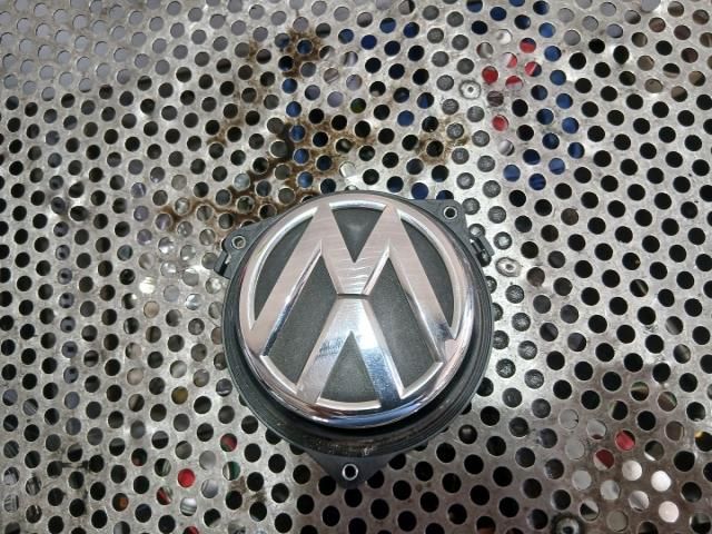 bontott VW GOLF VI Csomagtérajtó Kilincs