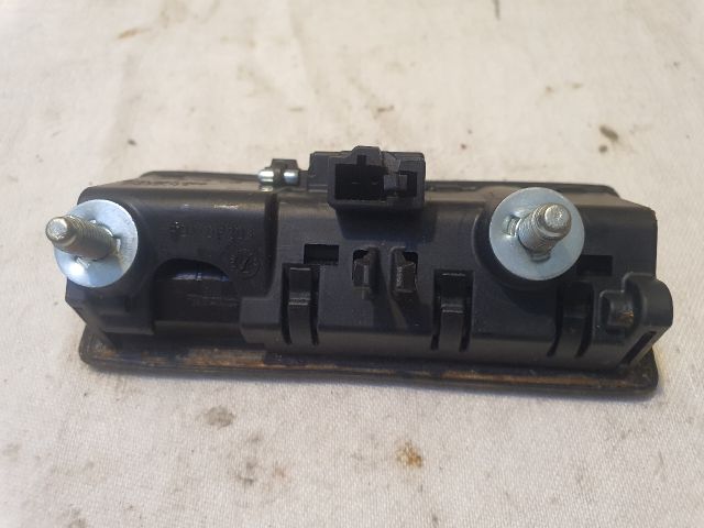 bontott VW GOLF VI Csomagtérajtó Kilincs