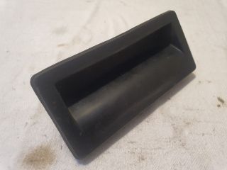 bontott VW GOLF VI Csomagtérajtó Kilincs