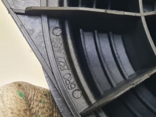 bontott VW GOLF VI Csomagtérajtó Kilincs