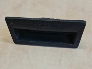 bontott VW GOLF VI Csomagtérajtó Kilincs