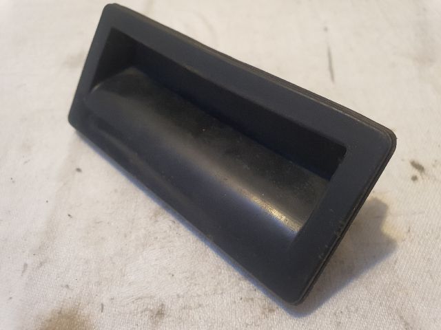 bontott VW GOLF VI Csomagtérajtó Kilincs