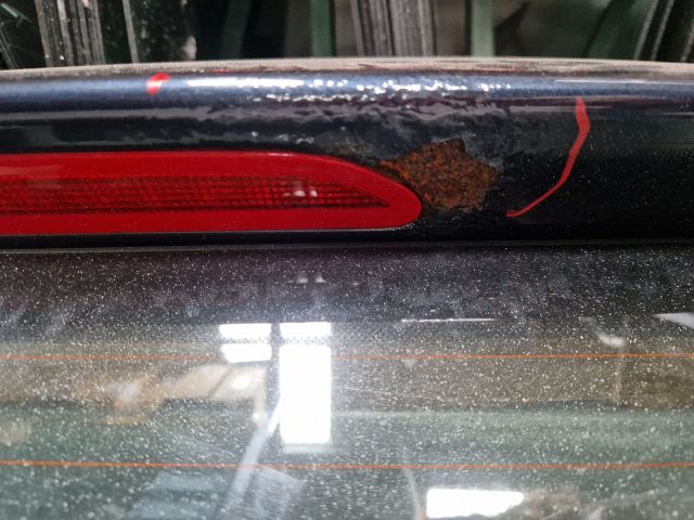 bontott VW GOLF VI Csomagtérajtó (Részeivel)