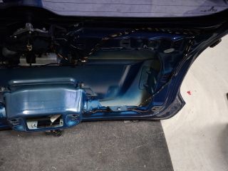 bontott VW GOLF VI Csomagtérajtó (Részeivel)