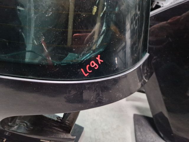 bontott VW GOLF VI Csomagtérajtó (Részeivel)