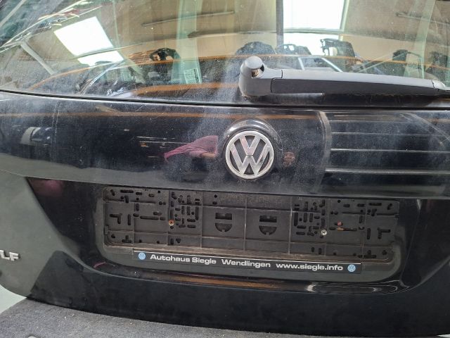 bontott VW GOLF VI Csomagtérajtó (Részeivel)