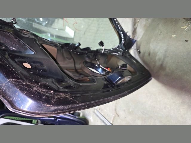 bontott VW GOLF VI Csomagtérajtó (Üres lemez)