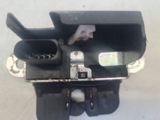 bontott VW GOLF VI Csomagtérajtó Zárszerkezet