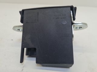 bontott VW GOLF VI Csomagtérajtó Zárszerkezet