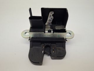 bontott VW GOLF VI Csomagtérajtó Zárszerkezet