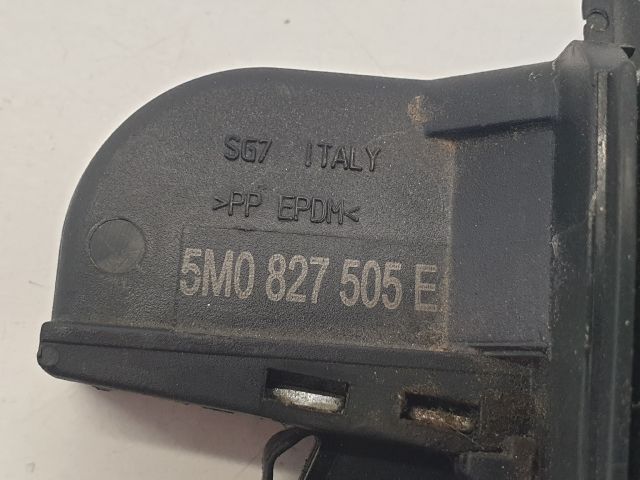 bontott VW GOLF VI Csomagtérajtó Zárszerkezet